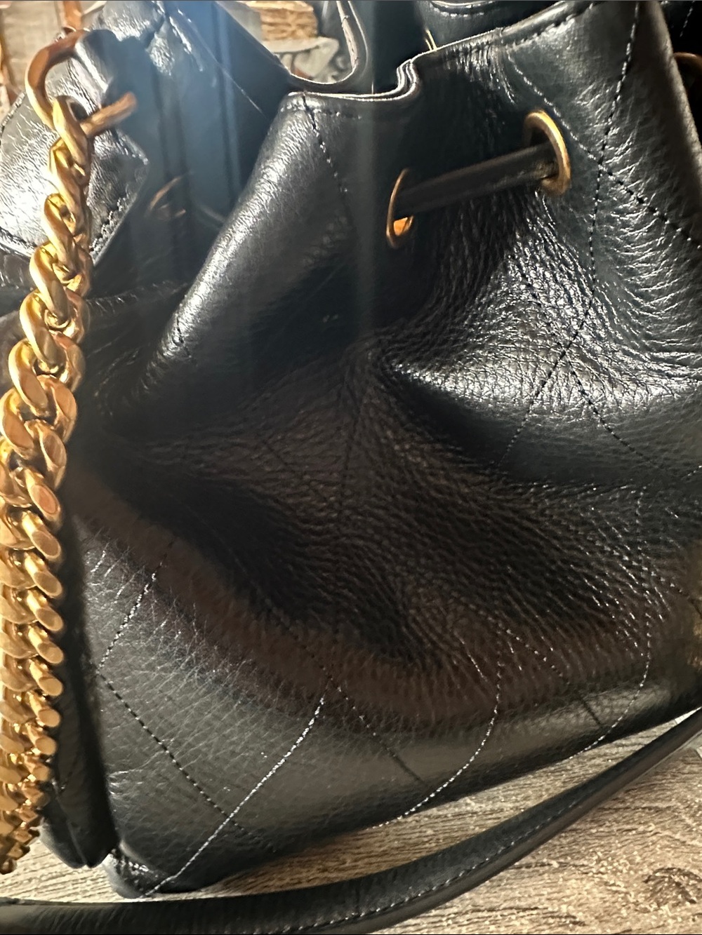 Tory Burch Black Quilted Leather Drawstring Shoulder Bag with Gold Chain - Picture 3 of 4